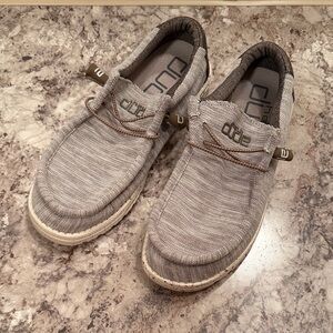 Hey Dude Men's Light Brown/Dark Brown Wally Slip-On Loafers